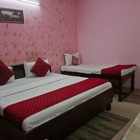 Airport Hotel Pariksheet Inn New Delhi Buitenkant foto