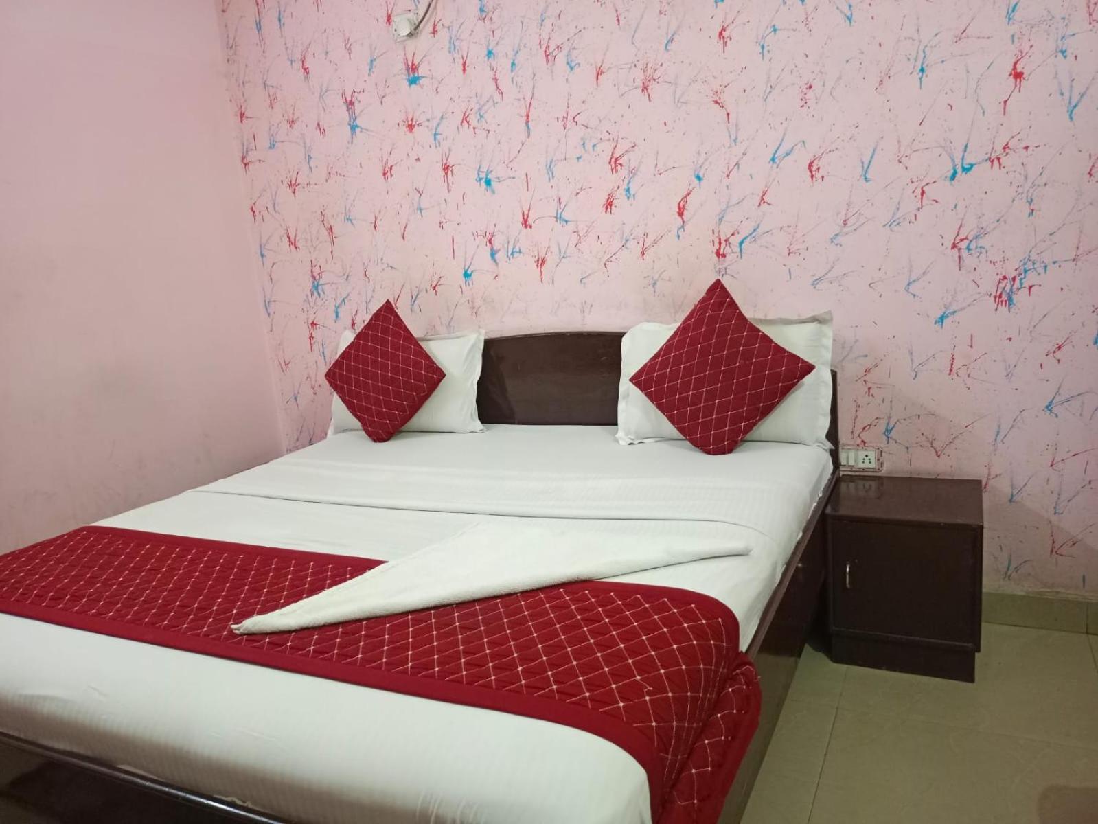 Airport Hotel Pariksheet Inn New Delhi Buitenkant foto