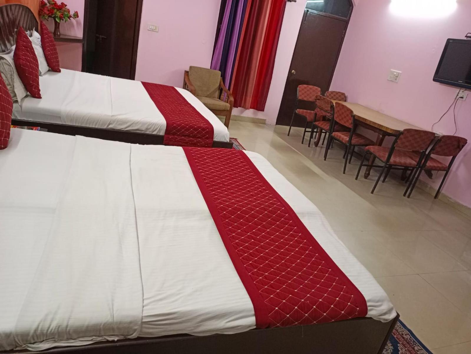 Airport Hotel Pariksheet Inn New Delhi Buitenkant foto