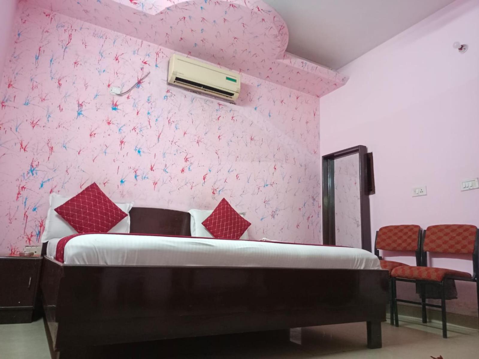 Airport Hotel Pariksheet Inn New Delhi Buitenkant foto