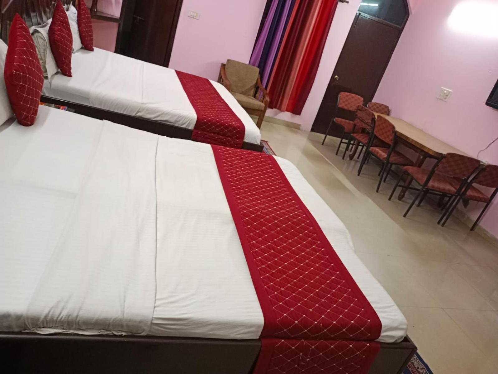 Airport Hotel Pariksheet Inn New Delhi Buitenkant foto